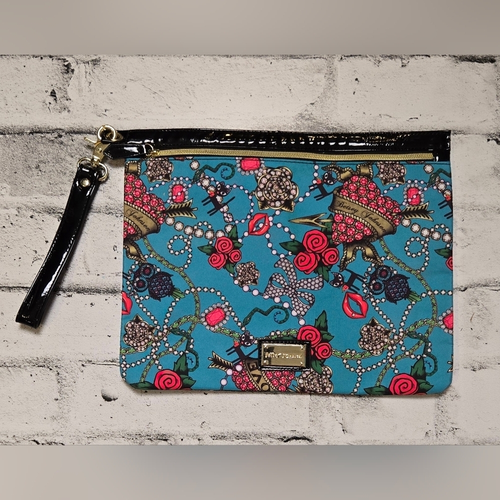 Betsey Johnson Print Clutch Wristlet Blue Floral Lips Novelty Bag